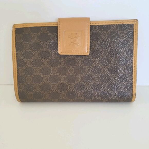 Celine Vintage Bifold Leather Brown Wallet Medium Bifold Kisslock Retro Designer - Picture 1 of 14